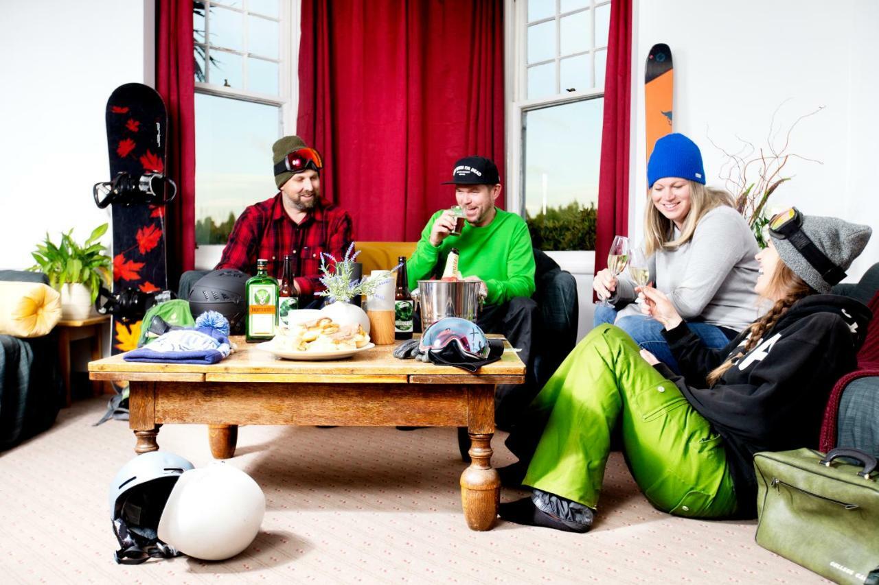 Rimu Park Lodge 奥阿库尼 外观 照片